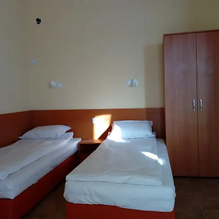 Toni Hotel Bukovlŭk