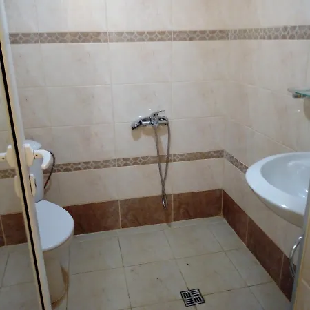 Toni Hotel Bukovlŭk